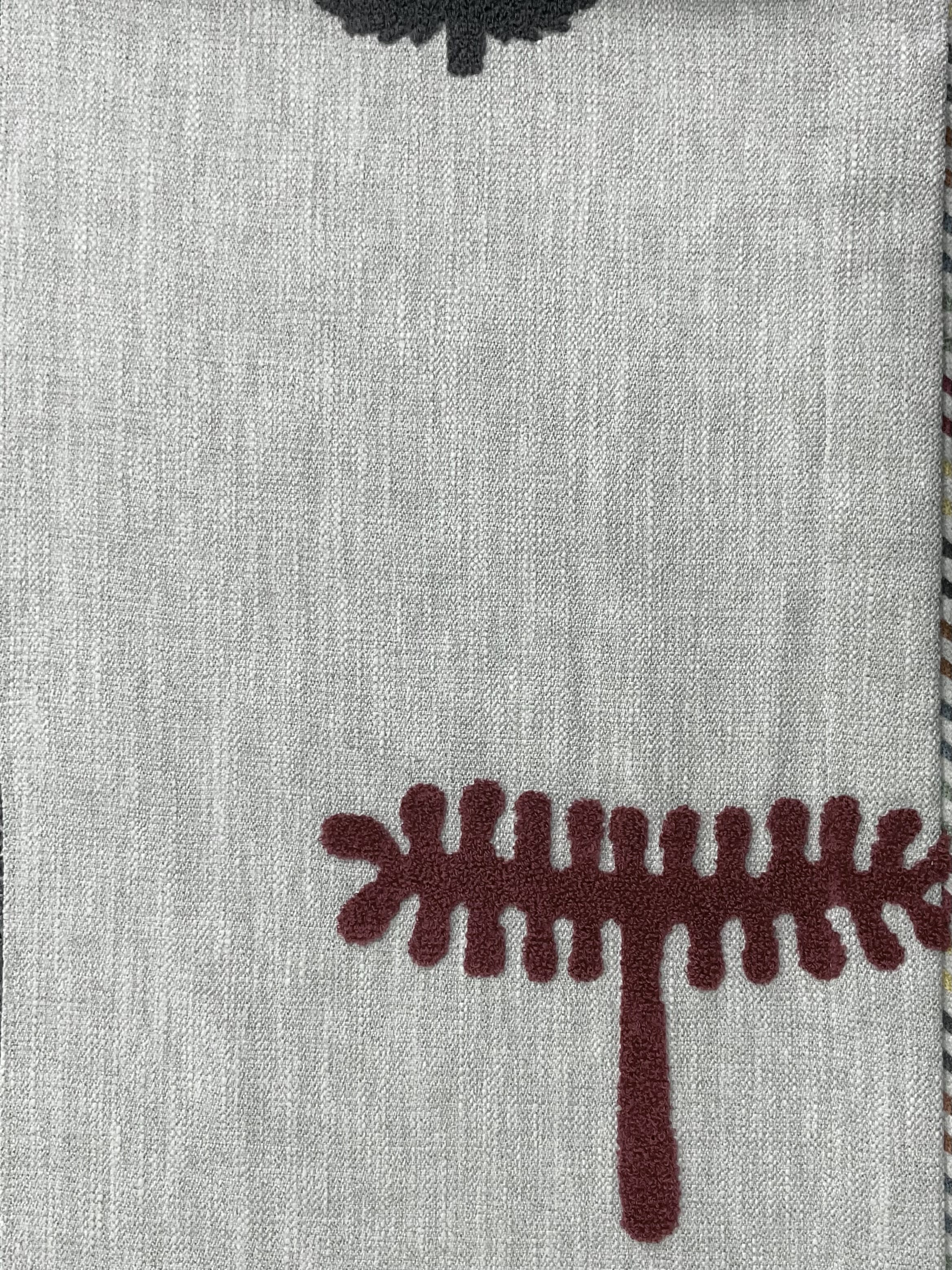 Floral-patterned blinds in soft tones